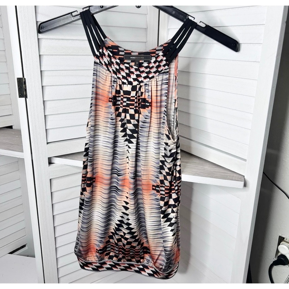 NWOT BCBG Maxaxria Sleeveless Blouse Tank Mandrncomb‎ Black Orange Geometric XS